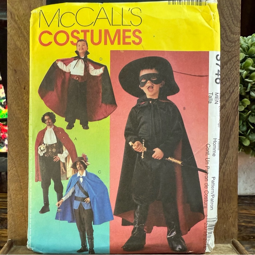 McCall’s 3746 Sewing Pattern Wizard Costume Halloween Zorro Dracula Pirate - Picture 2 of 7